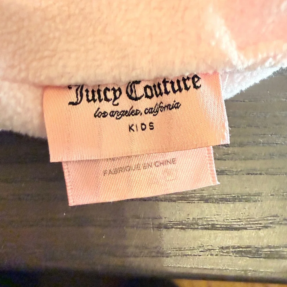 Juicy Couture Kids Pink Knit Beanie Rose Gold Logo Metallic Y2K Faux Fur Lined